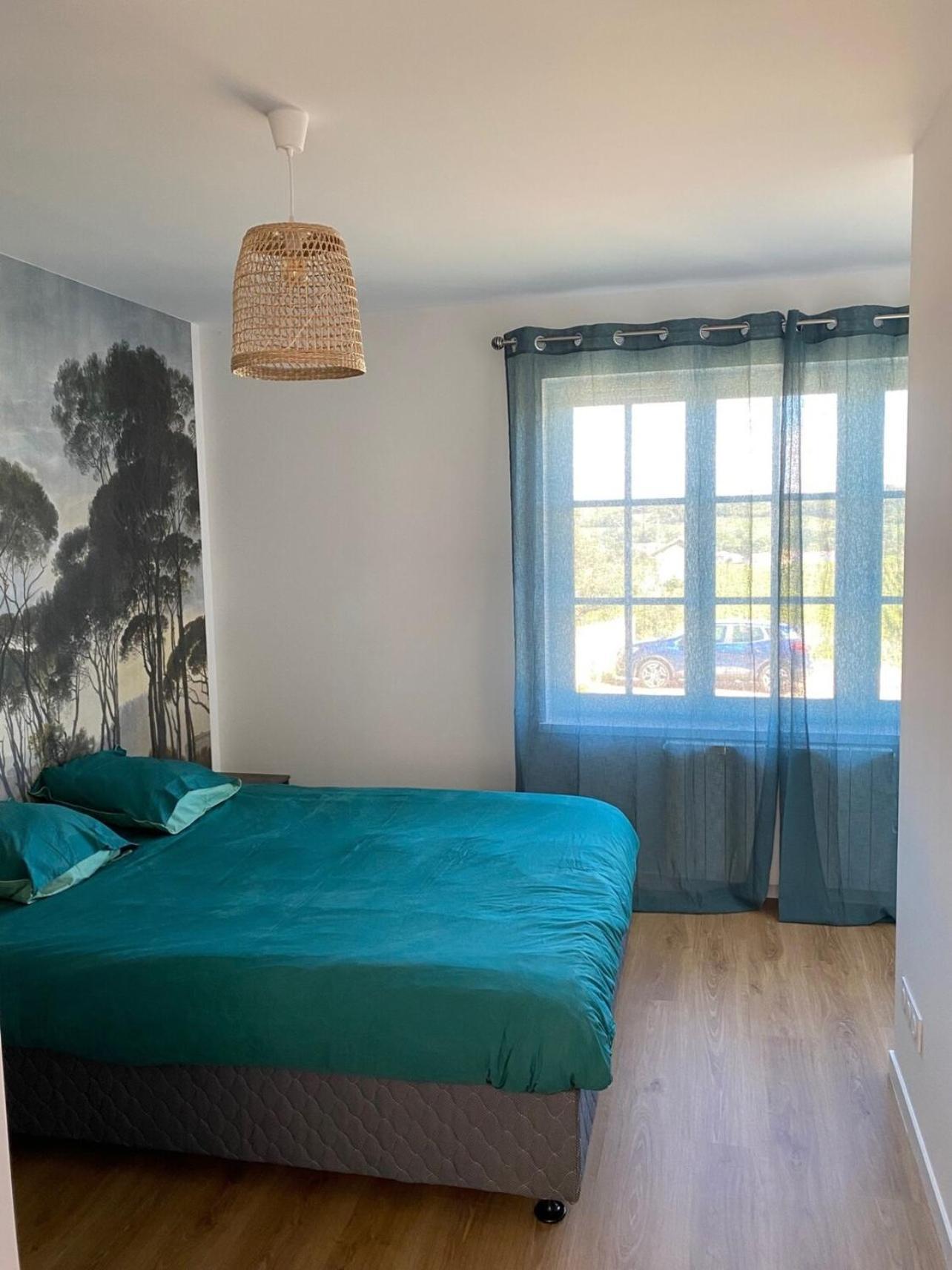 Apartament Les Hirondelles De Fuiss Fuissé Zewnętrze zdjęcie